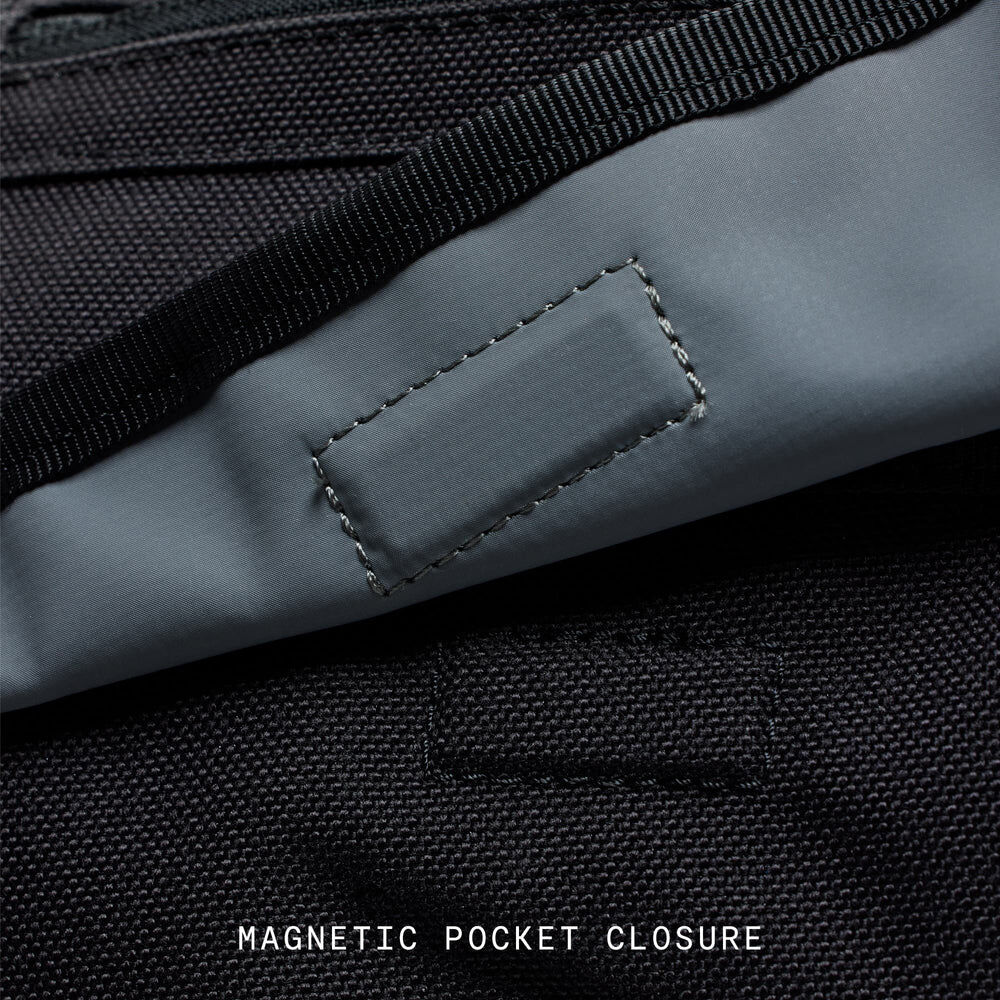 Chrome Industries Citizen Messenger Bag (Black, 15L) - Image 5
