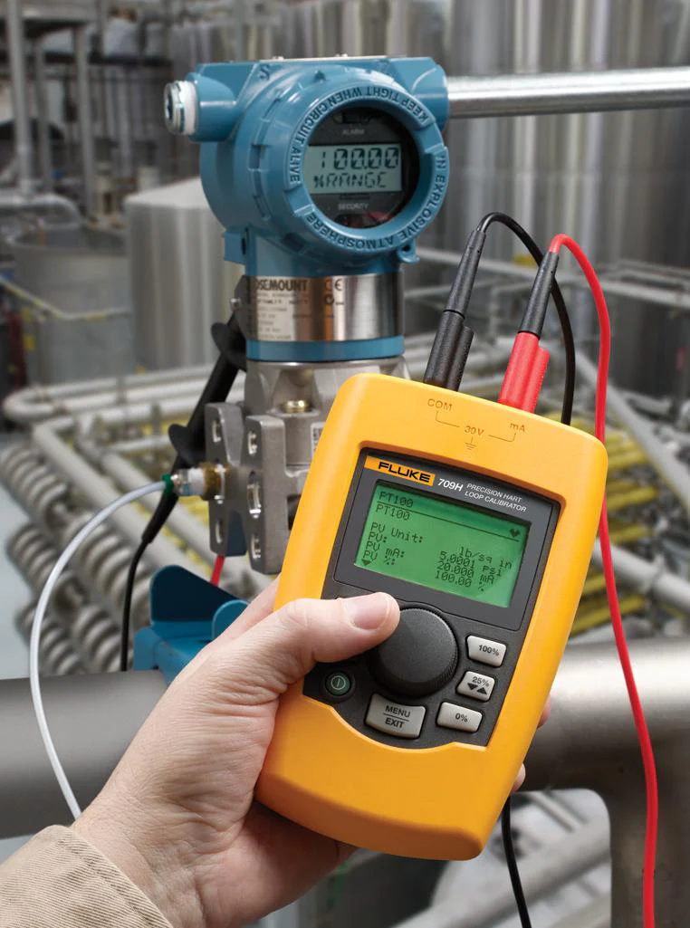 FLUKE FLUKE 709H Calibrator, Precision, Current, Voltage, 15 cm, 9 cm, 3 cm, 0.01% &plusmn; 2cts, 300 g - Image 2