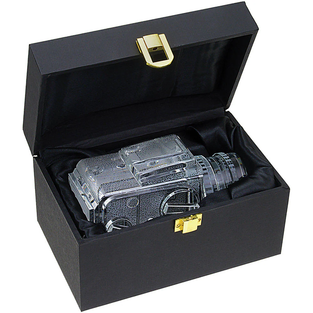 FotodioX Hasselblad Replica Crystal Camera - Image 2