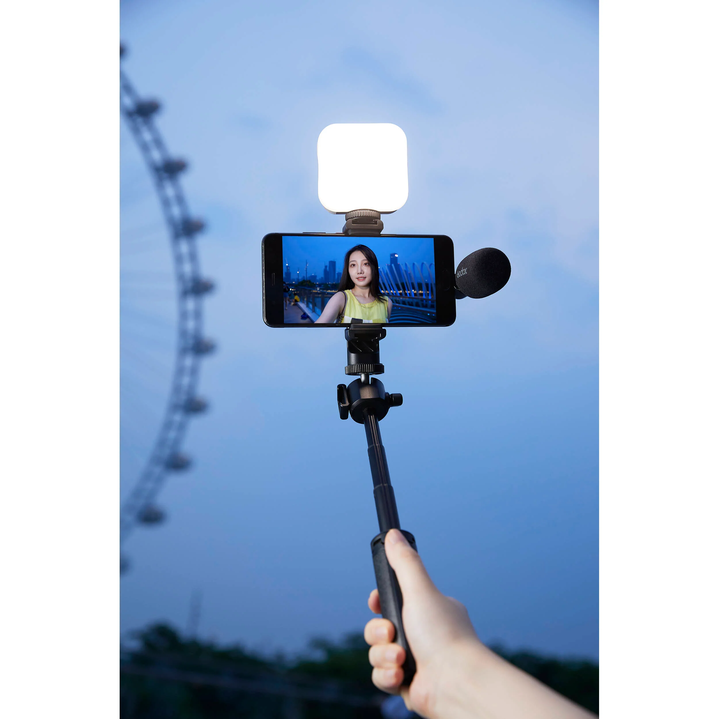 Godox MT03 Mini Tripod & Selfie Stick - Image 5