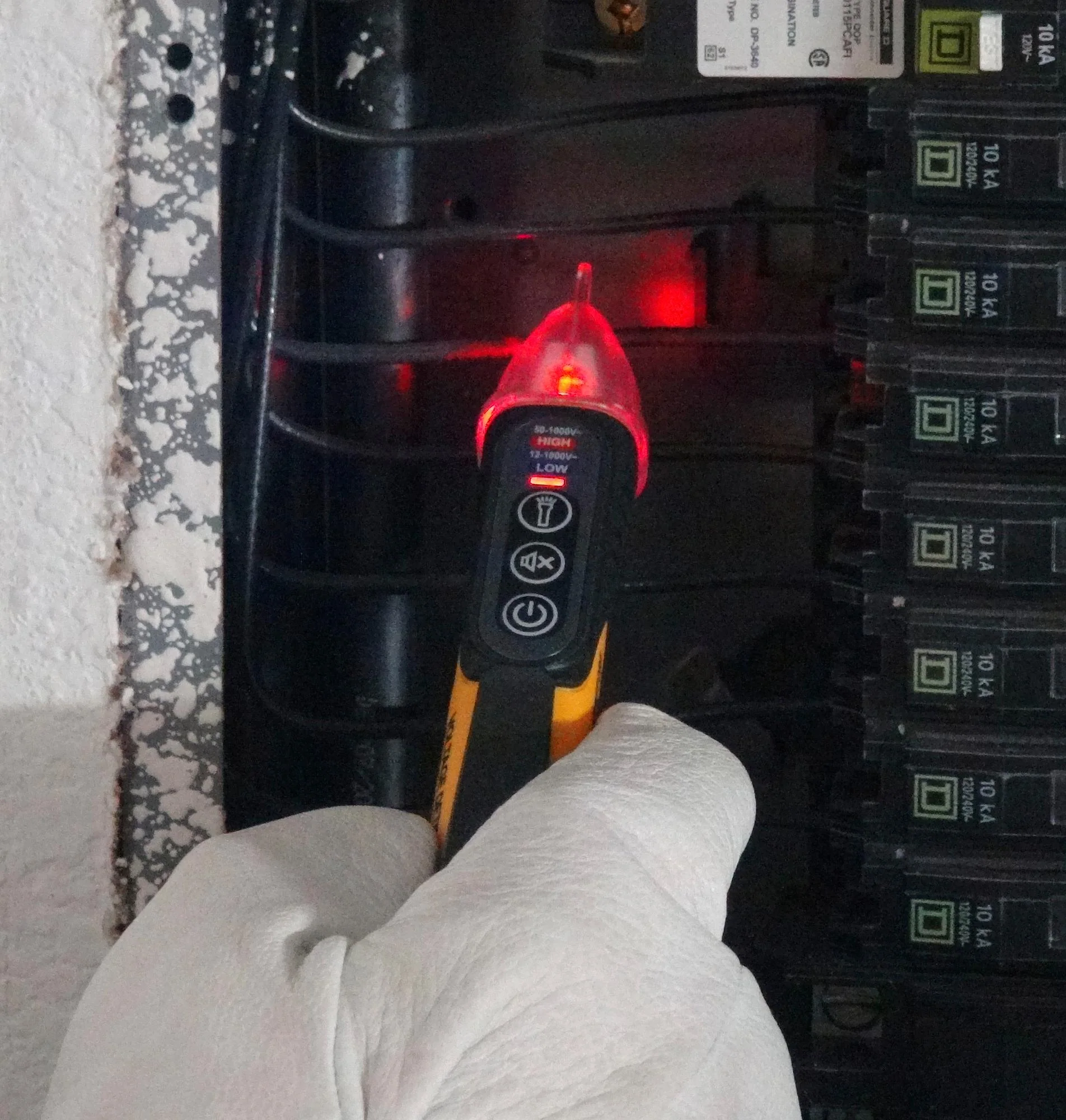 Ideal 61-657 61-657 Voltage Tester 50V to 1kV LED - Image 9