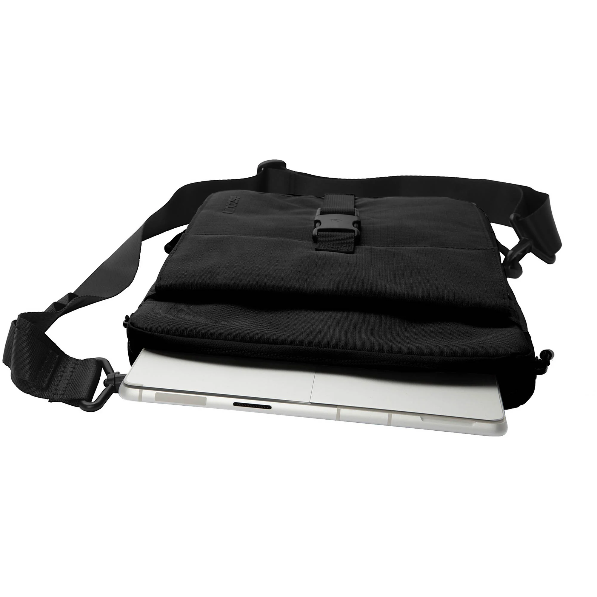 Incase Transfer Sleeve for 13" Laptop (Black) - Image 6
