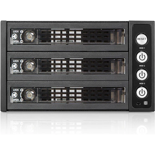 iStarUSA Two 5.25" to Three 3.5"/2.5" SAS SATA 6Gbps HDD SSD Hot-Swap Rack with Key Lock - Image 2