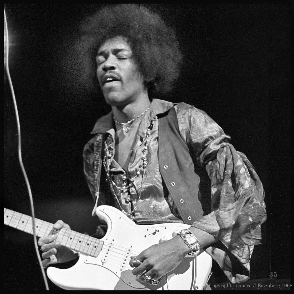 Lenny Eisenberg Book: Photographing Jimi Hendrix - Image 2
