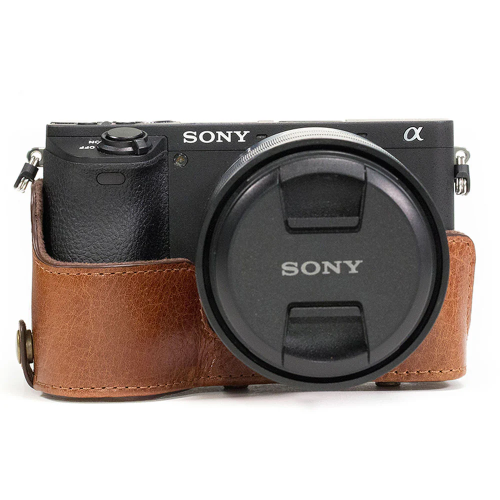MegaGear Ever Ready Genuine Leather Camera Case for Sony Alpha A6500 16-70mm (Light Brown) - Image 3
