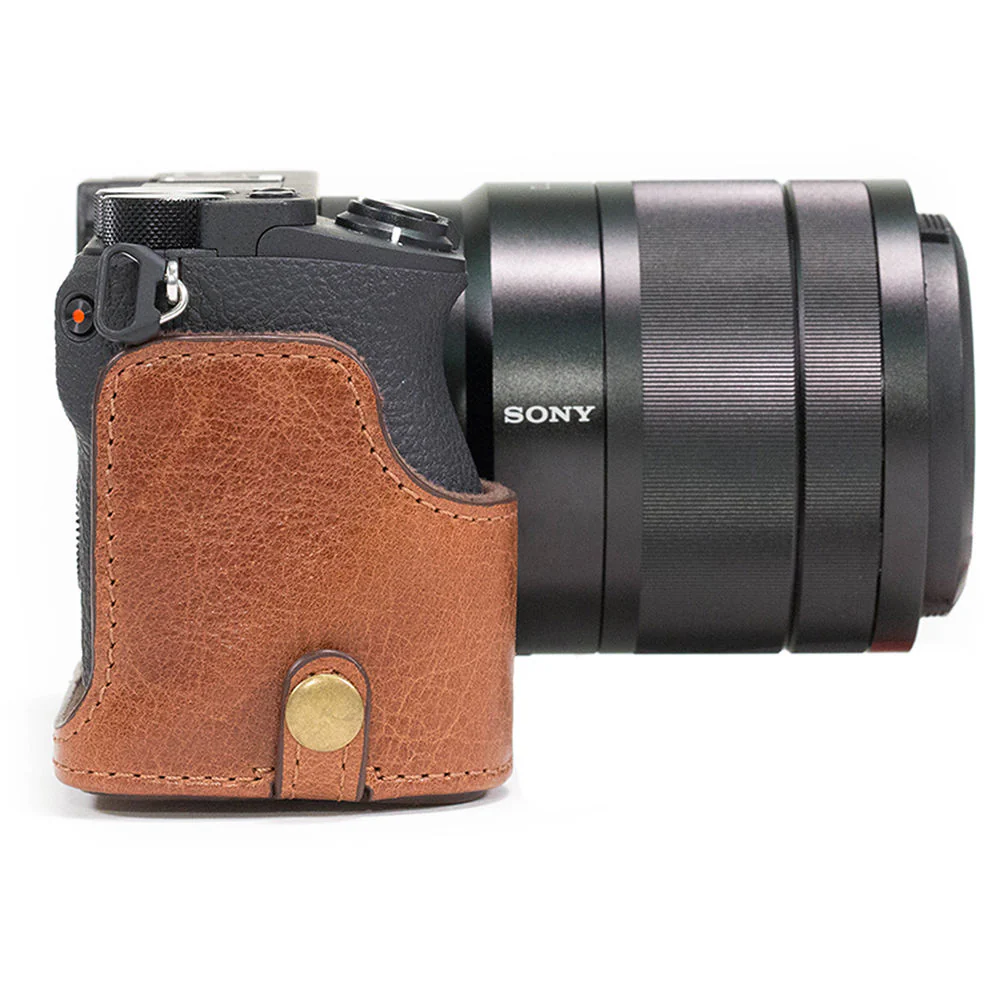 MegaGear Ever Ready Genuine Leather Camera Case for Sony Alpha A6500 16-70mm (Light Brown) - Image 5