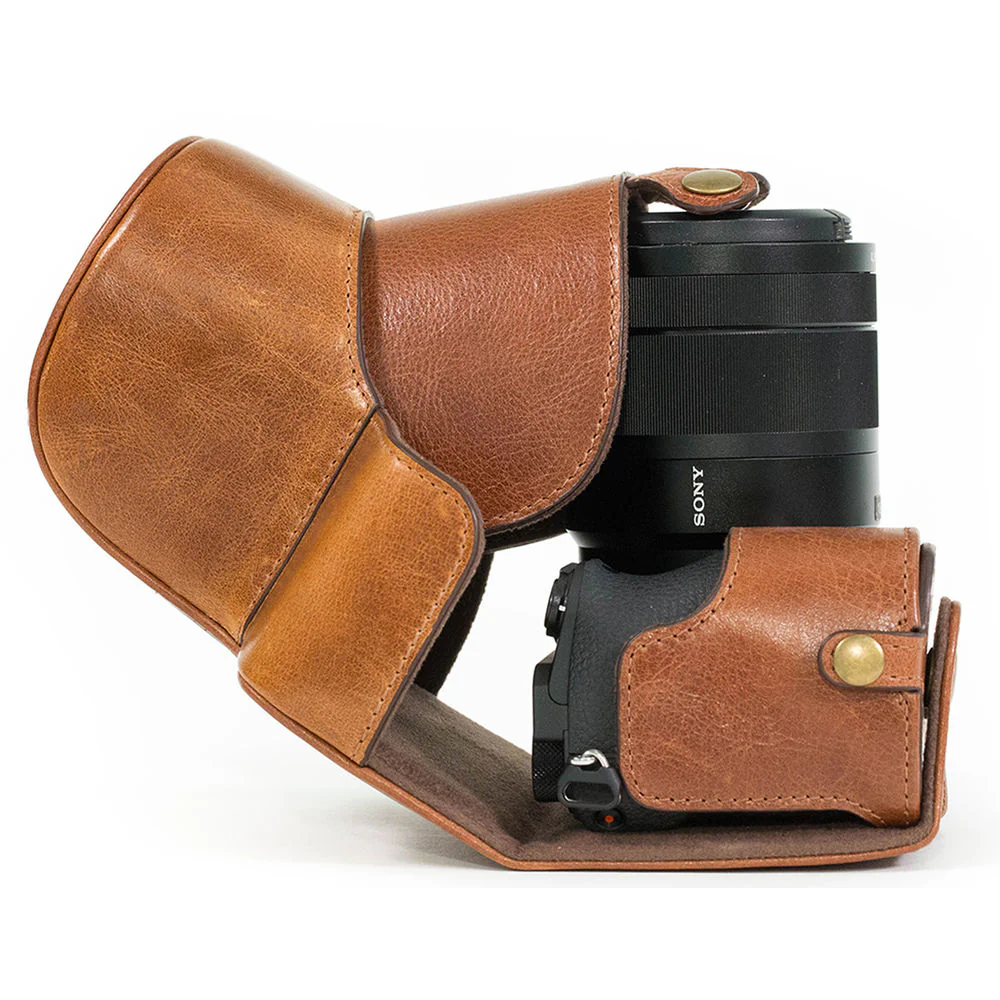 MegaGear Ever Ready Genuine Leather Camera Case for Sony Alpha A6500 16-70mm (Light Brown) - Image 7