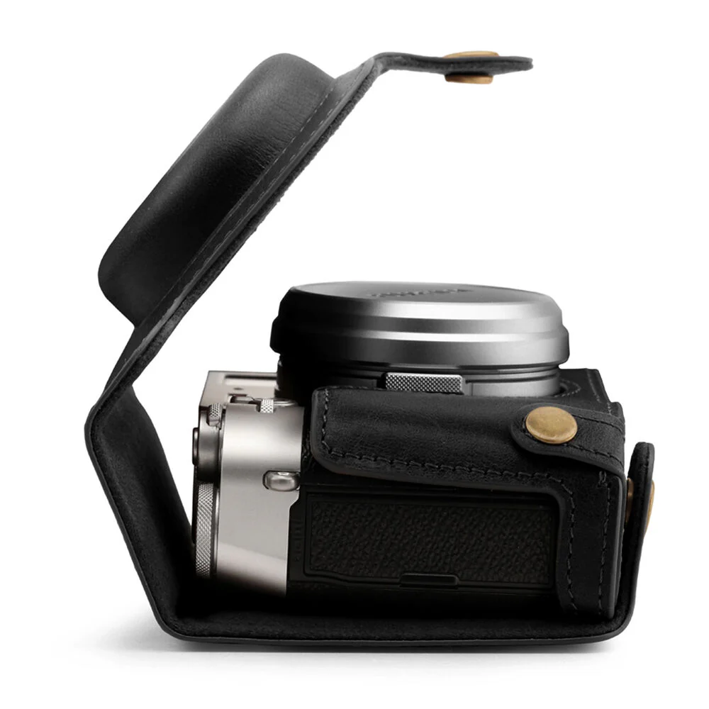 MegaGear Ever Ready Top Grain Leather Camera Case for FUJIFILM X100V (Black) - Image 3