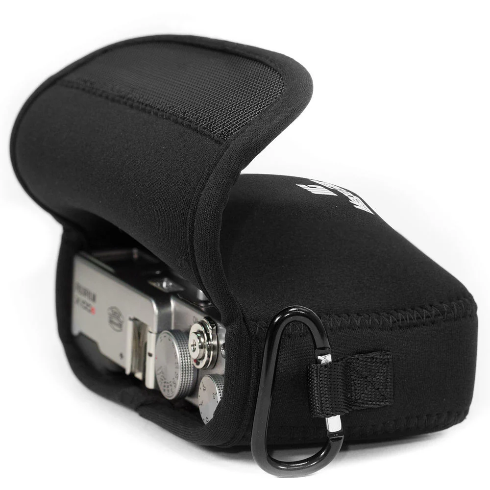 MegaGear Ultra-Light Neoprene Camera Case for Fujifilm X100T, X100F & X100S - Image 6