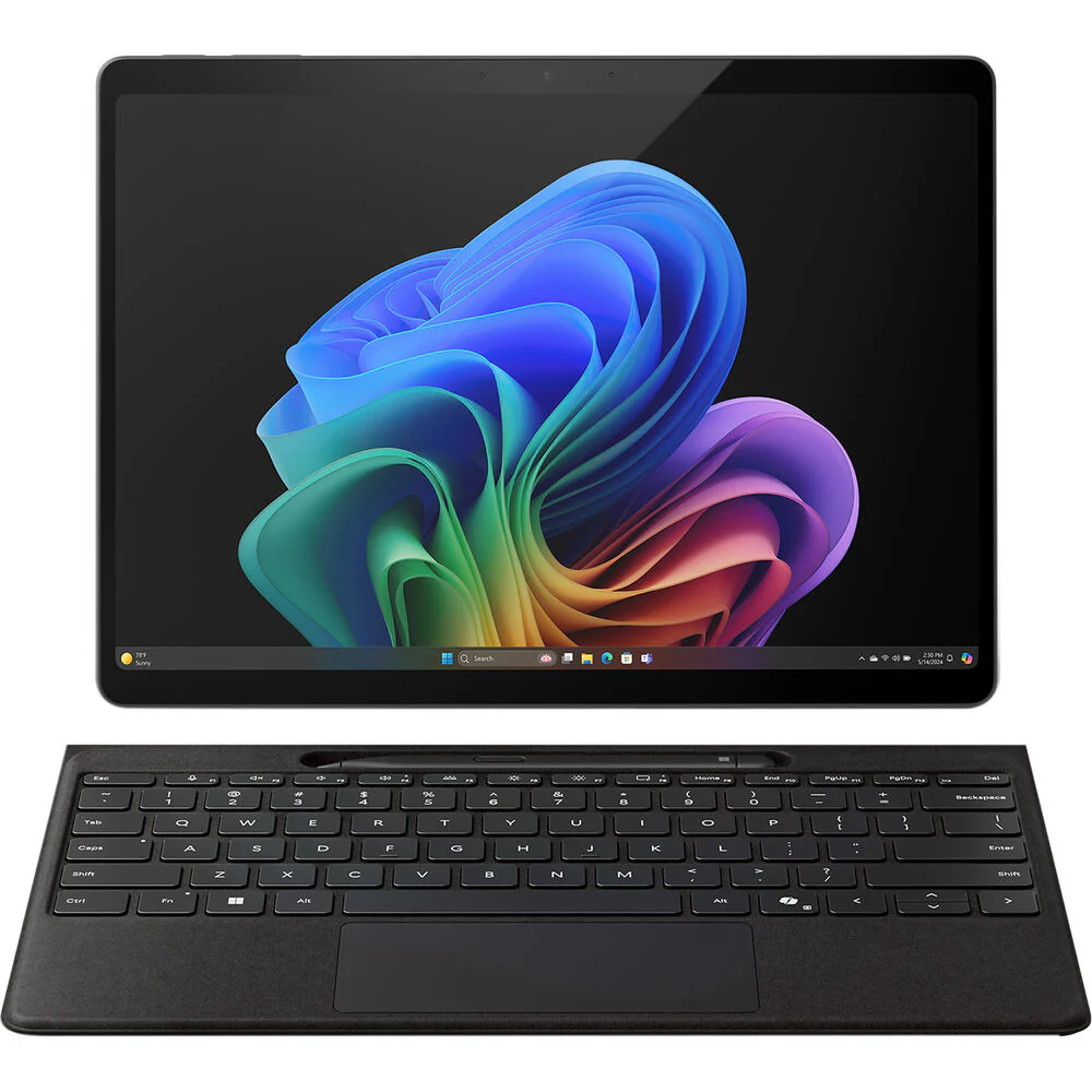Microsoft 13" Surface Pro Copilot+ PC (11th Edition, Black, Wi-Fi Only) - Image 3