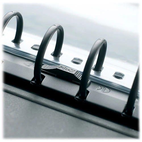 Prat Classic Ring Binder - 11 x 14" - Black - Ten Sheet Protectors - Image 3