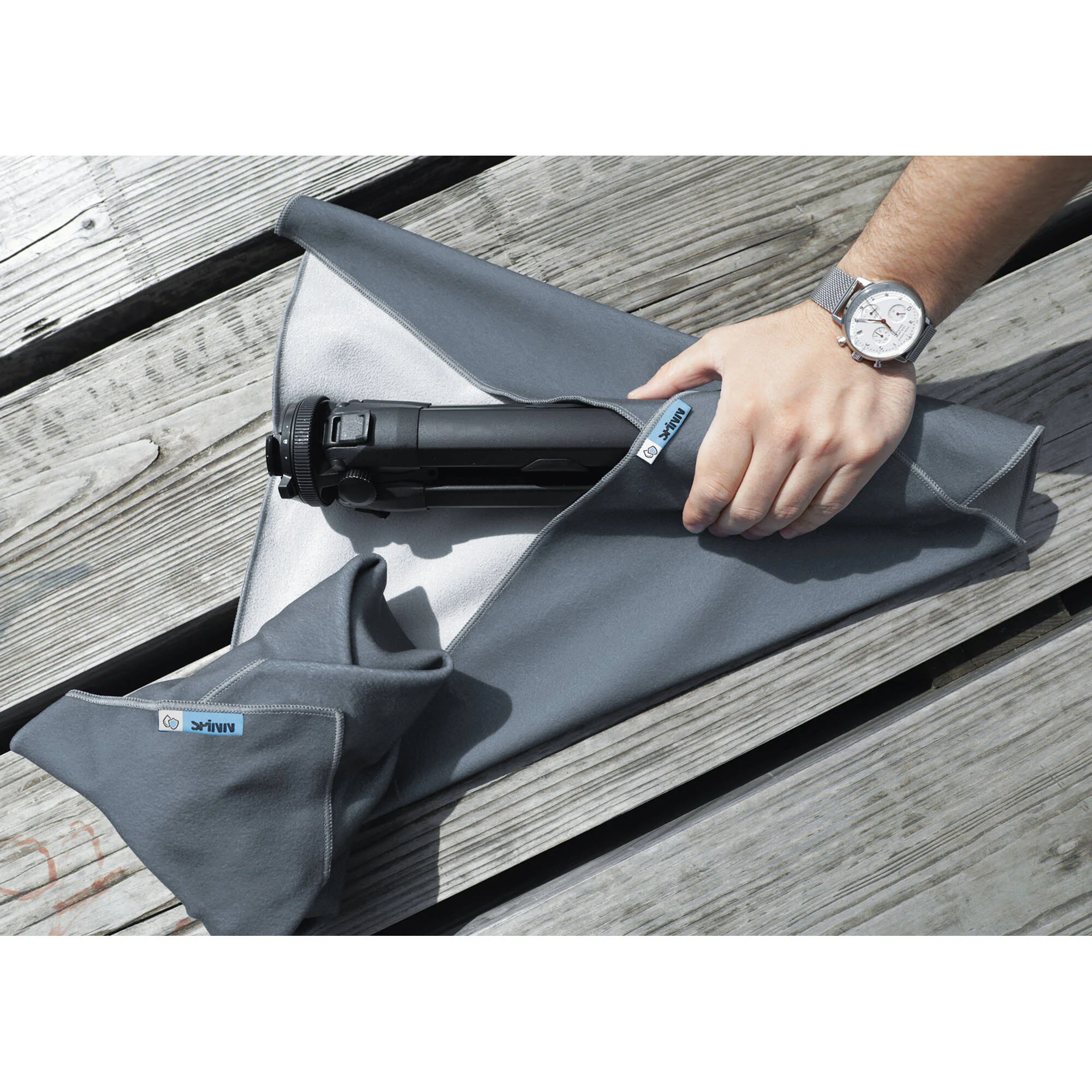 SPINN.DESIGN CW.02 Water-Resistant Protective Camera Wrapper (Medium) - Image 6