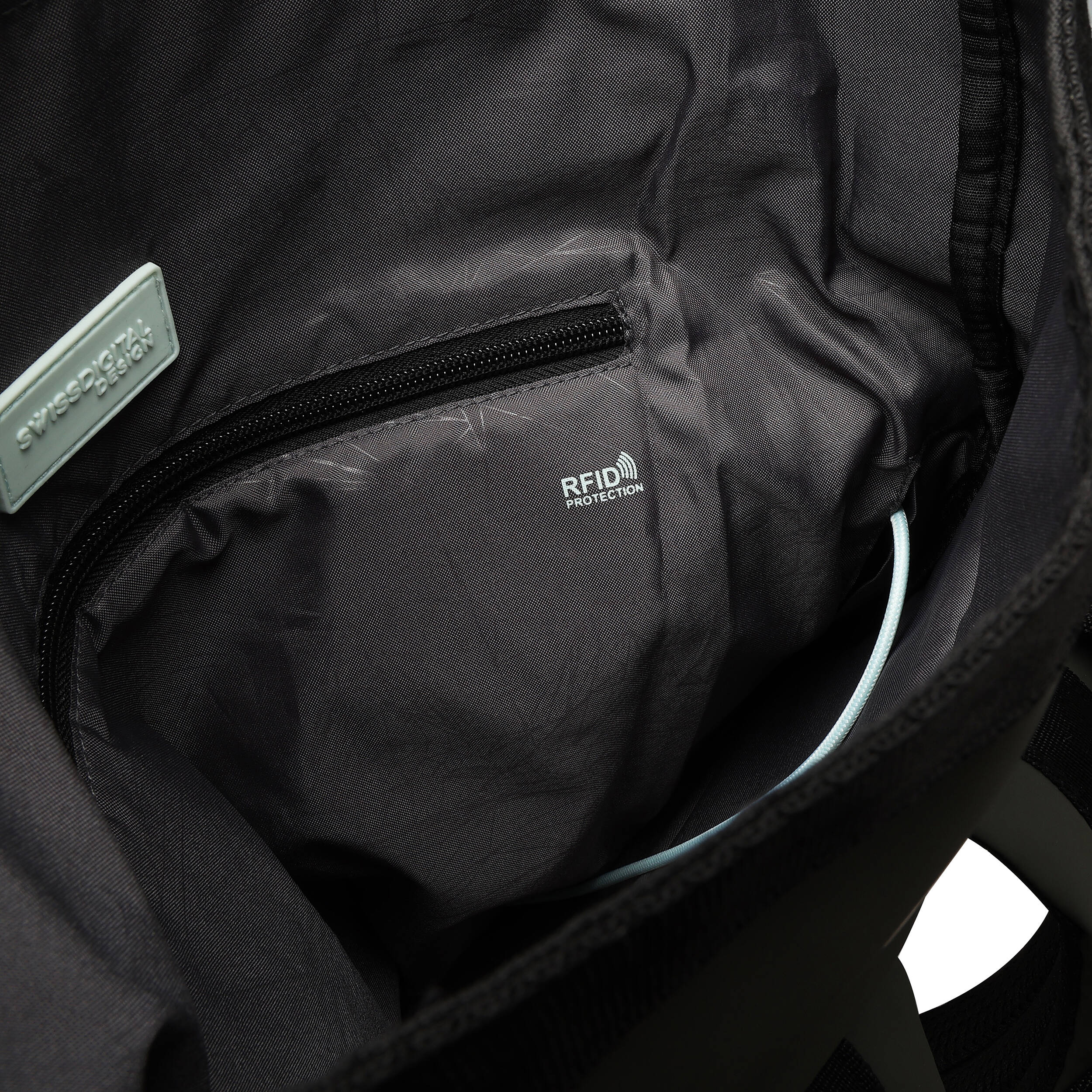 Swissdigital LAMONE M Backpack (Dark Green, 10L) - Image 5