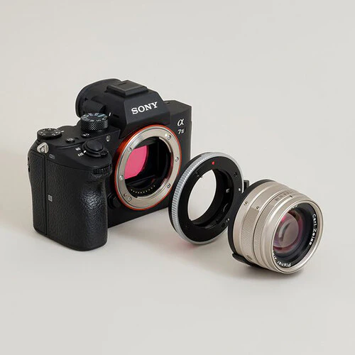 Urth Manual Lens Mount Adapter for Contax G-Mount Lens to Sony E-Mount Camera Body - Image 3
