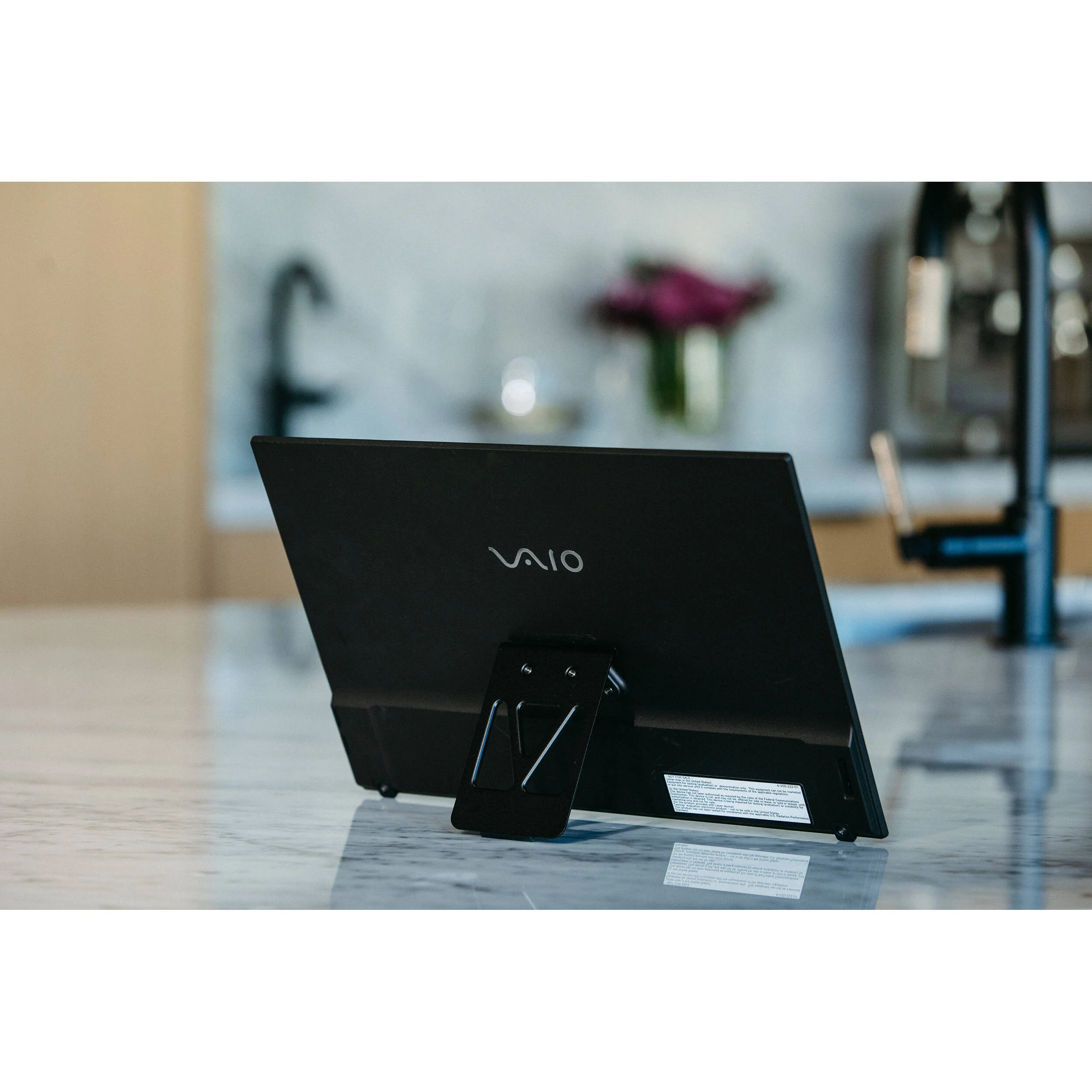 VAIO Vision+ 14" Portable Monitor - Image 6